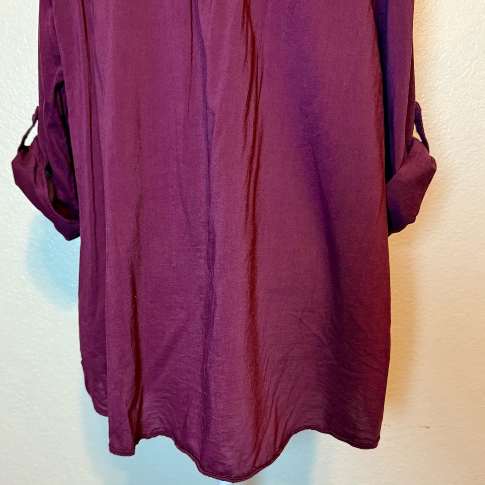 Torrid Cotton Blend Split Neck Button Up Blouse G… - image 9